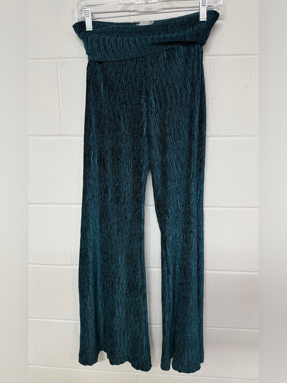 EARTHBOUND Teal Velvet-Texture fold over yoga